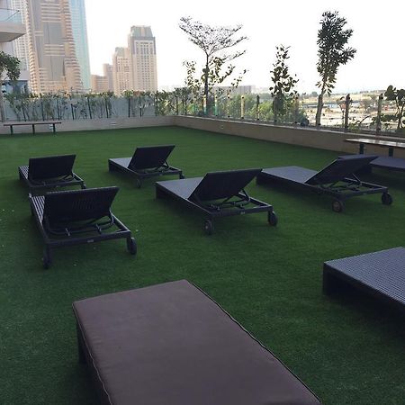Espace Holiday Homes - Elite Residency Dubai Exterior foto