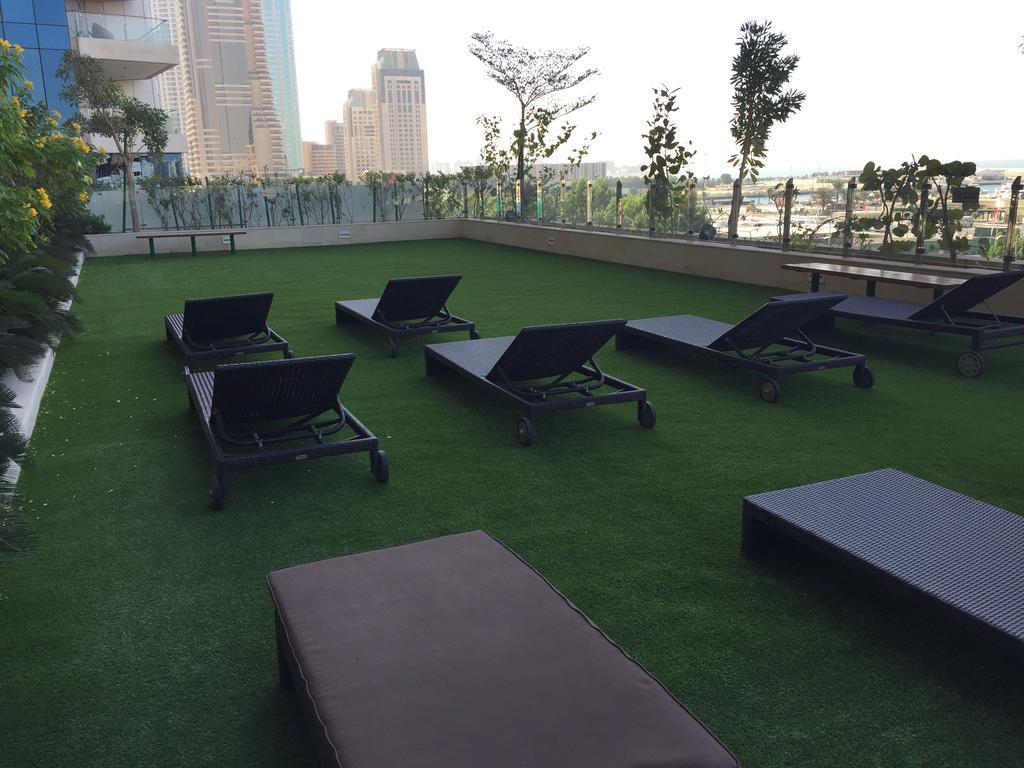 Espace Holiday Homes - Elite Residency Dubai Exterior foto